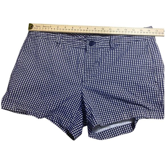 Gap Women's Navy Gingham Shorts - Size 8 - Classic Fit, Tailored Style - Picture 3 of 7
